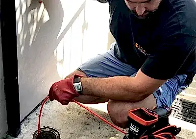 Kanal açma işlemi ne kadar sürebilir? Kanal açma işleminin süresi, tıkanıklığın büyüklüğüne ve karmaşıklığına bağlı olarak değişebilir. Genellikle, basit tıkanıklıklar birkaç saat içinde giderilebilirken daha karmaşık sorunlar daha uzun sürebilir. Kanal açma işlemi sırasında kullanılan bu yöntemler, hızlı ve etkili sonuçlar elde etmek için tasarlanmıştır. Profesyonel bir tesisat firması, doğru ekipmanları ve deneyimli personeliyle kanal açma işlemini güvenli bir şekilde gerçekleştirir.